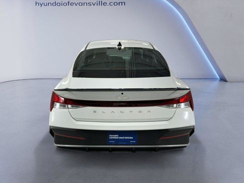 Certified 2025 Hyundai Elantra Sport FWD image 3