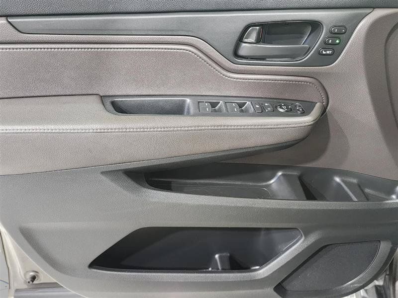 Used 2019 Honda Odyssey EX-L image 11