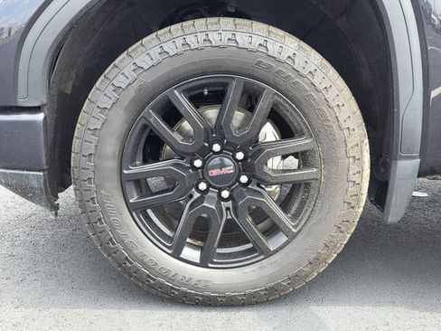 Used 2022 GMC Sierra 1500 Elevation w/ Elevation Premium Package AWD/4WD image 32