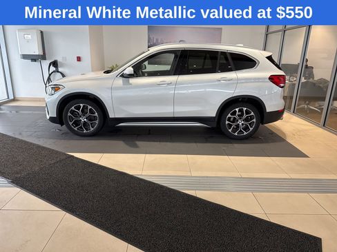 Used 2021 BMW X1 xDrive28i w/ Convenience Package image 4