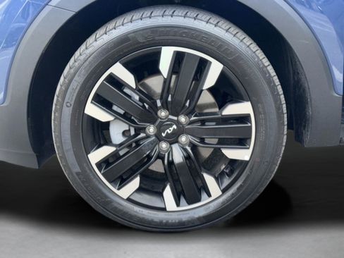 Used 2023 Kia Telluride SX image 37