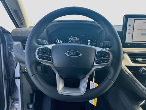 New 2026 Ford Explorer Active w/ Active Comfort Package RWD image 7
