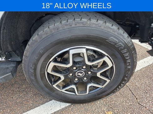 Used 2024 Ford Bronco Outer Banks image 31