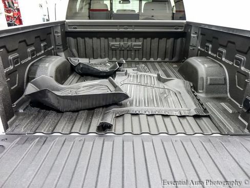 Used 2025 GMC Sierra 1500 Elevation w/ Preferred Package AWD/4WD image 23