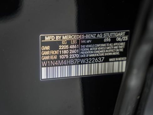 Certified 2023 Mercedes-Benz GLB 250 4MATIC image 37