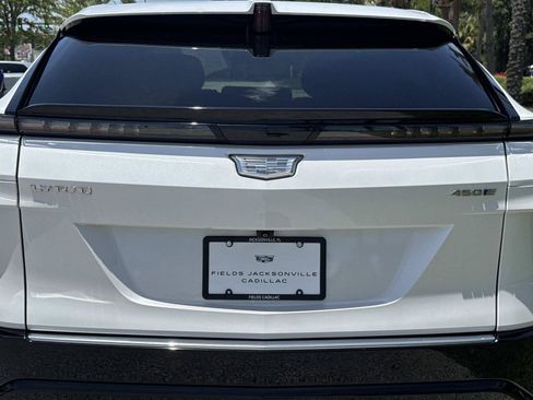 Used 2024 Cadillac Lyriq Luxury RWD image 10