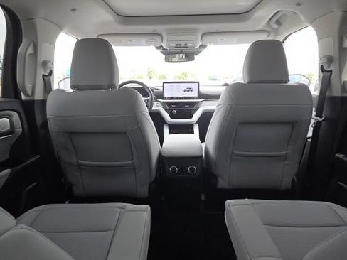 New 2026 Ford Explorer Platinum w/ LUX Leather Package AWD/4WD image 29