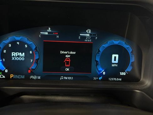 Used 2025 Ford Bronco Big Bend image 18