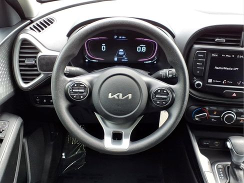 Used 2024 Kia Soul LX w/ Option Group 015 FWD image 22