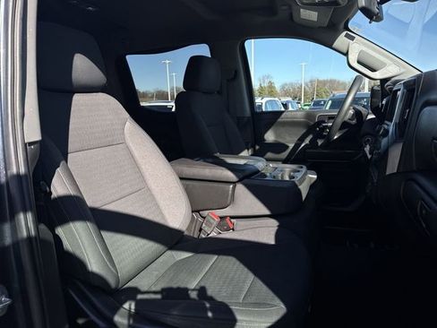 Used 2020 Chevrolet Silverado 1500 LT AWD/4WD image 25