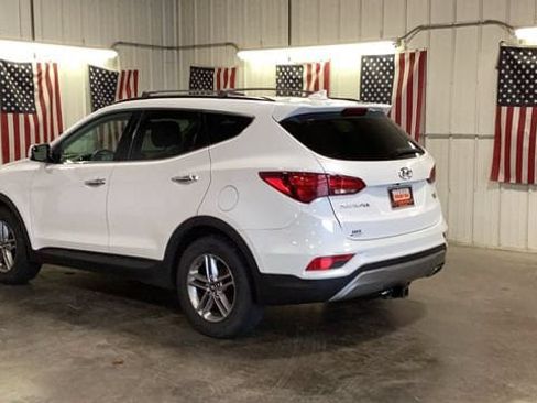 Used 2017 Hyundai Santa Fe Sport AWD/4WD image 4