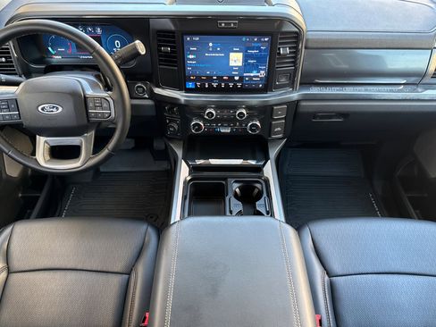Used 2025 Ford F250 Lariat w/ Chrome Package AWD/4WD image 16