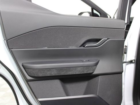 Used 2023 Fisker Ocean Ultra image 26