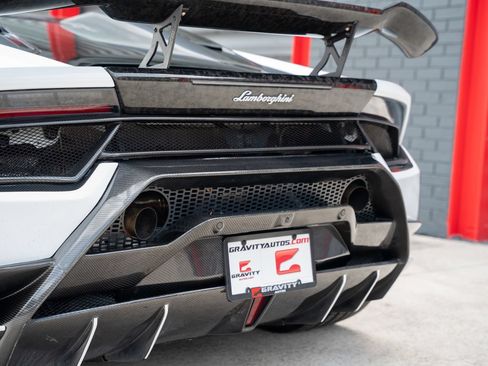 Used 2015 Lamborghini Huracan LP 610-4 AWD/4WD image 13