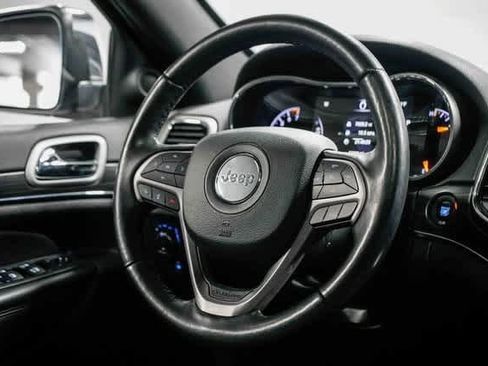 Used 2021 Jeep Grand Cherokee Limited image 15