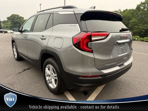 Used 2024 GMC Terrain SLE w/ Driver Convenience Package AWD/4WD image 6