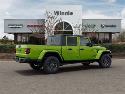 New 2025 Jeep Gladiator Sport