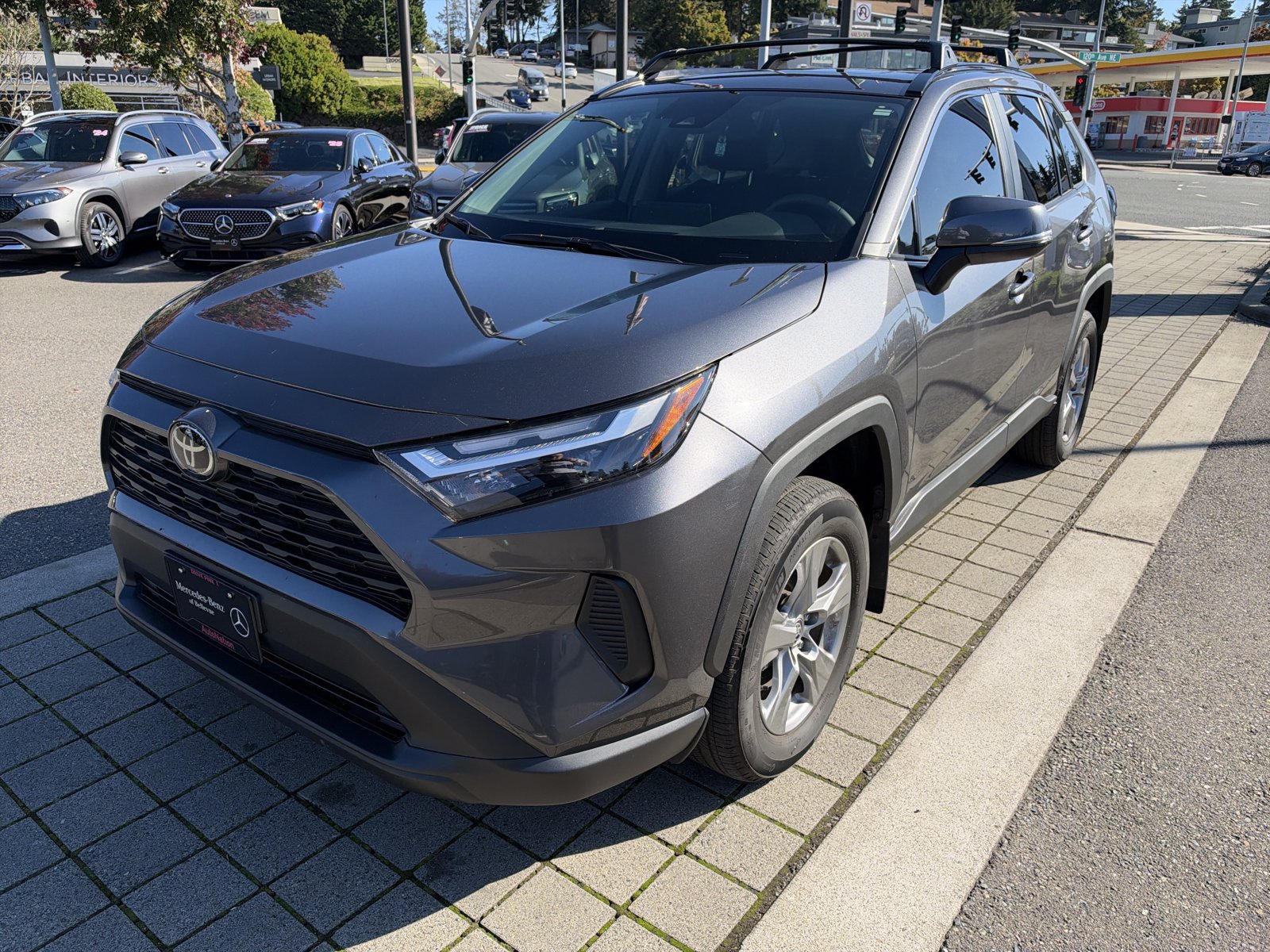 Used 2024 Toyota RAV4 XLE w/ Convenience Package AWD/4WD image 1