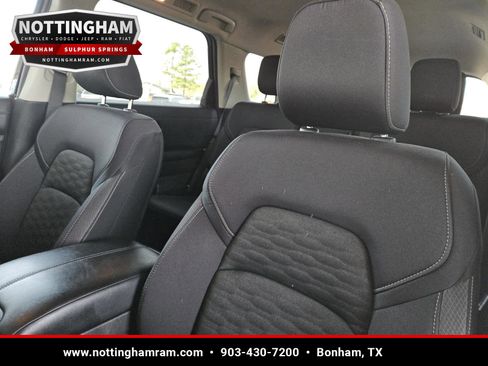 Used 2024 Nissan Pathfinder SV FWD image 24