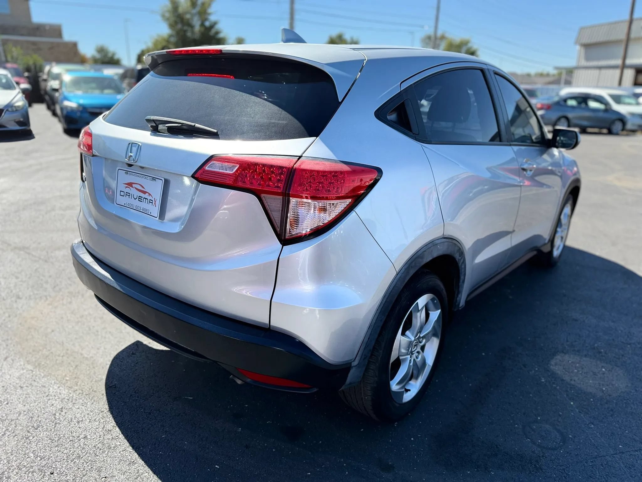 Used 2016 Honda HR-V LX image 3