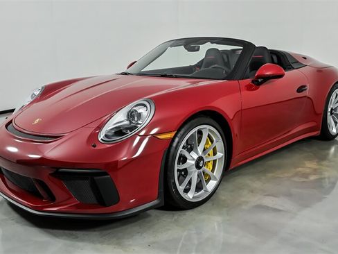 Used 2019 Porsche 911 Speedster RWD image 5