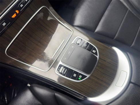 Used 2020 Mercedes-Benz GLC 300 image 63