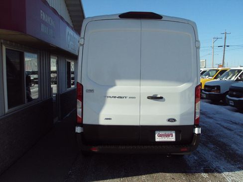 Used 2023 Ford Transit 250 Medium Roof AWD image 6