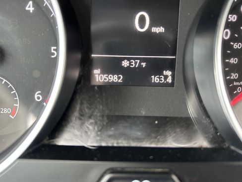 Used 2015 Volkswagen Golf TDI S image 18