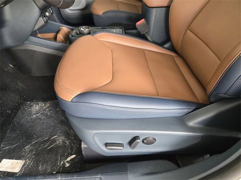 Used 2024 Ford Maverick Lariat w/ 4K Tow Package image 22