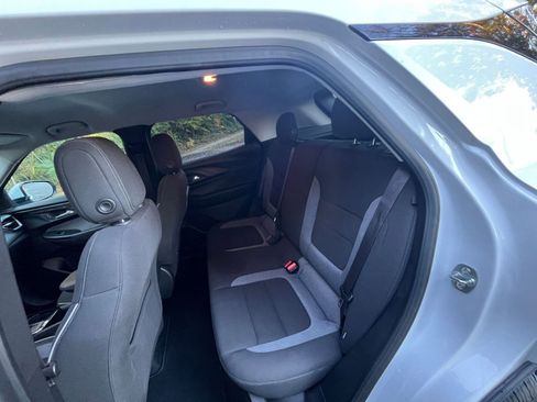 Used 2025 Chevrolet TrailBlazer LT image 22