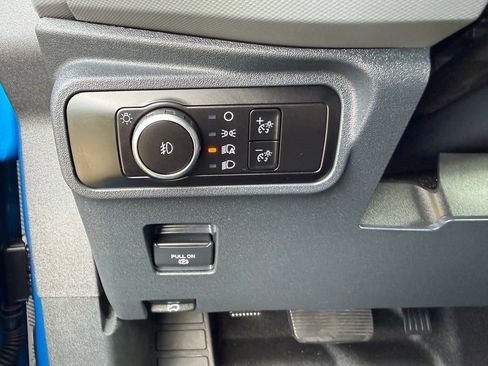 Used 2023 Ford Bronco Black Diamond AWD/4WD image 27