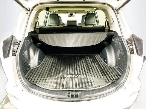 Used 2017 Toyota RAV4 Limited image 29