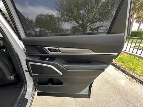 Used 2021 Kia Telluride EX w/ EX Premium Package image 22