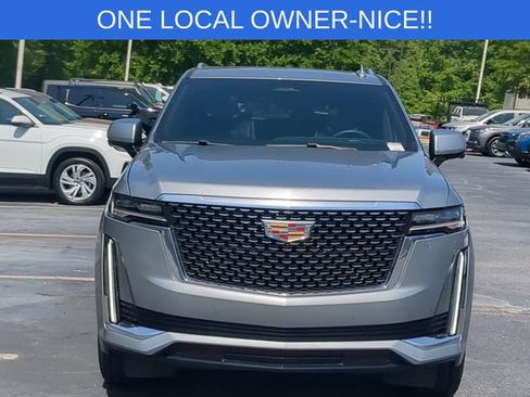 Used 2024 Cadillac Escalade Premium Luxury w/ Performance Package AWD/4WD image 8