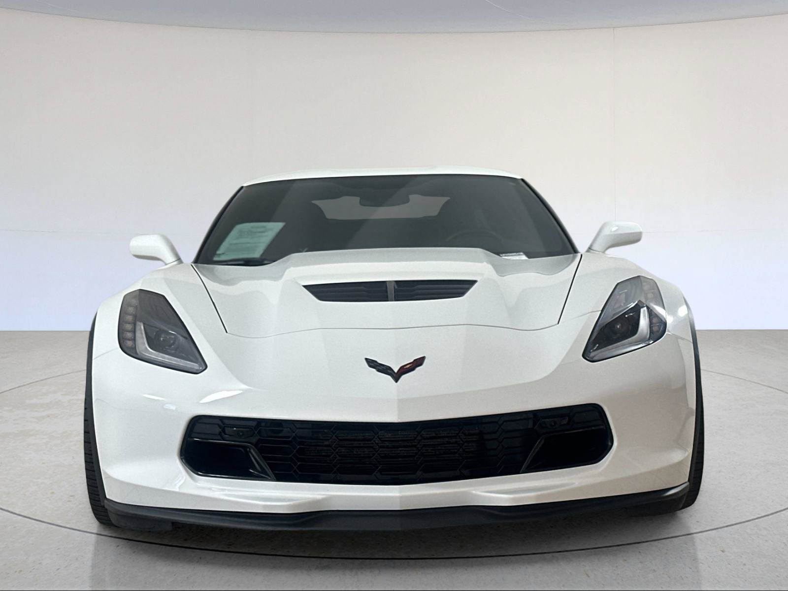 Used 2017 Chevrolet Corvette Z06 RWD image 9