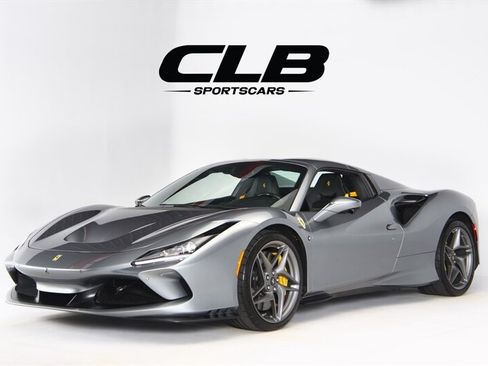 Used 2021 Ferrari F8 Tributo RWD image 1