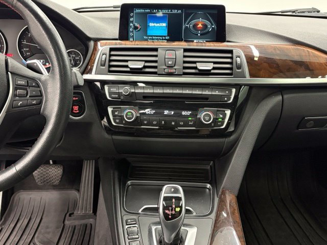 Used 2017 BMW 330i xDrive Sedan AWD/4WD image 27
