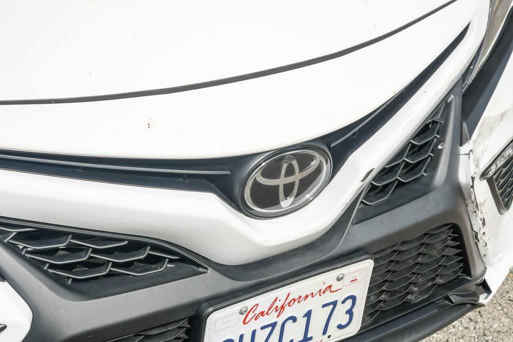 Used 2024 Toyota Camry SE FWD image 5