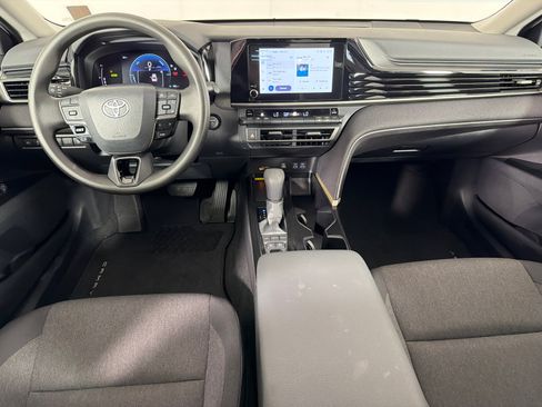 Used 2025 Toyota Camry LE w/ Convenience Package FWD image 22