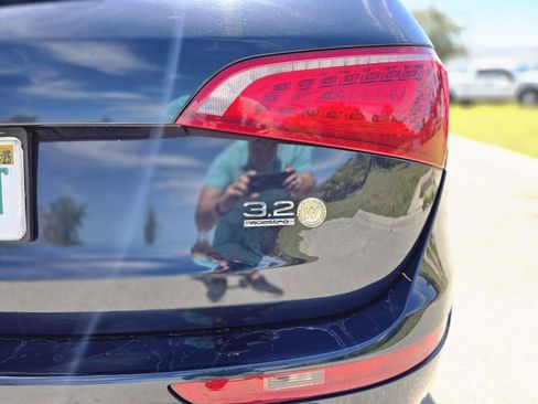 Used 2012 Audi Q5 3.2 Premium Plus w/ Audi MMI Navigation Plus Pkg image 27