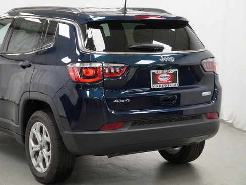 New 2026 Jeep Compass Latitude AWD/4WD image 12