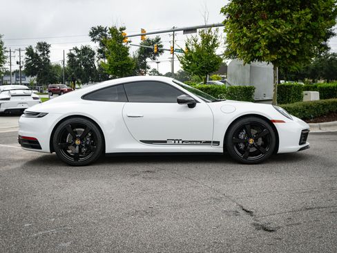 Used 2023 Porsche 911 Carrera T image 11