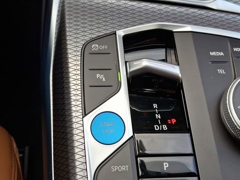 Certified 2025 BMW i4 xDrive40i w/ Driving Assistance Package image 22