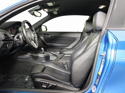 Used 2017 BMW M2 RWD image 10
