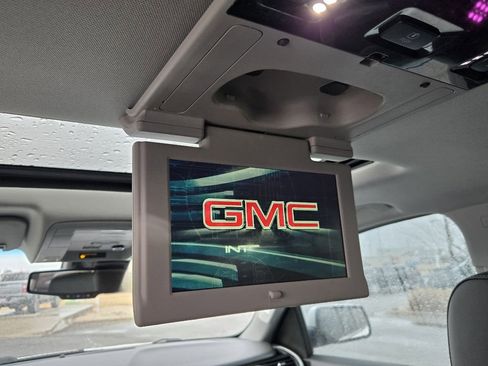 Used 2018 GMC Yukon SLT w/ Open Road Package image 13