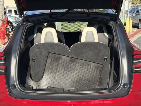 Used 2023 Tesla Model X Plaid image 30