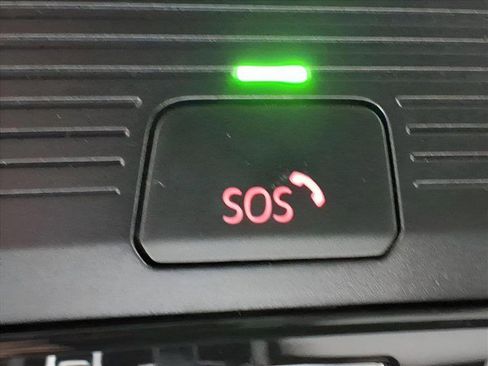 New 2026 Volkswagen Atlas Cross Sport SEL image 26