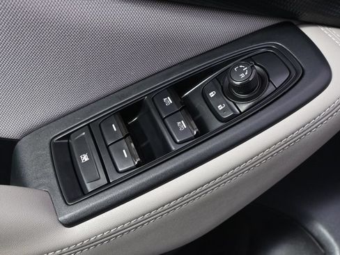 Used 2024 Subaru Forester Premium AWD/4WD image 23