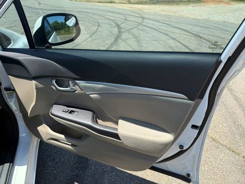Used 2013 Honda Civic EX image 27