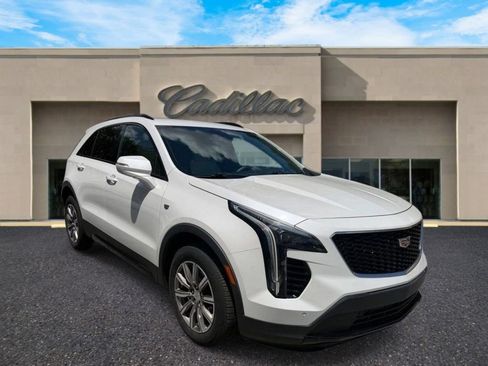 Used 2021 Cadillac XT4 Sport FWD image 1